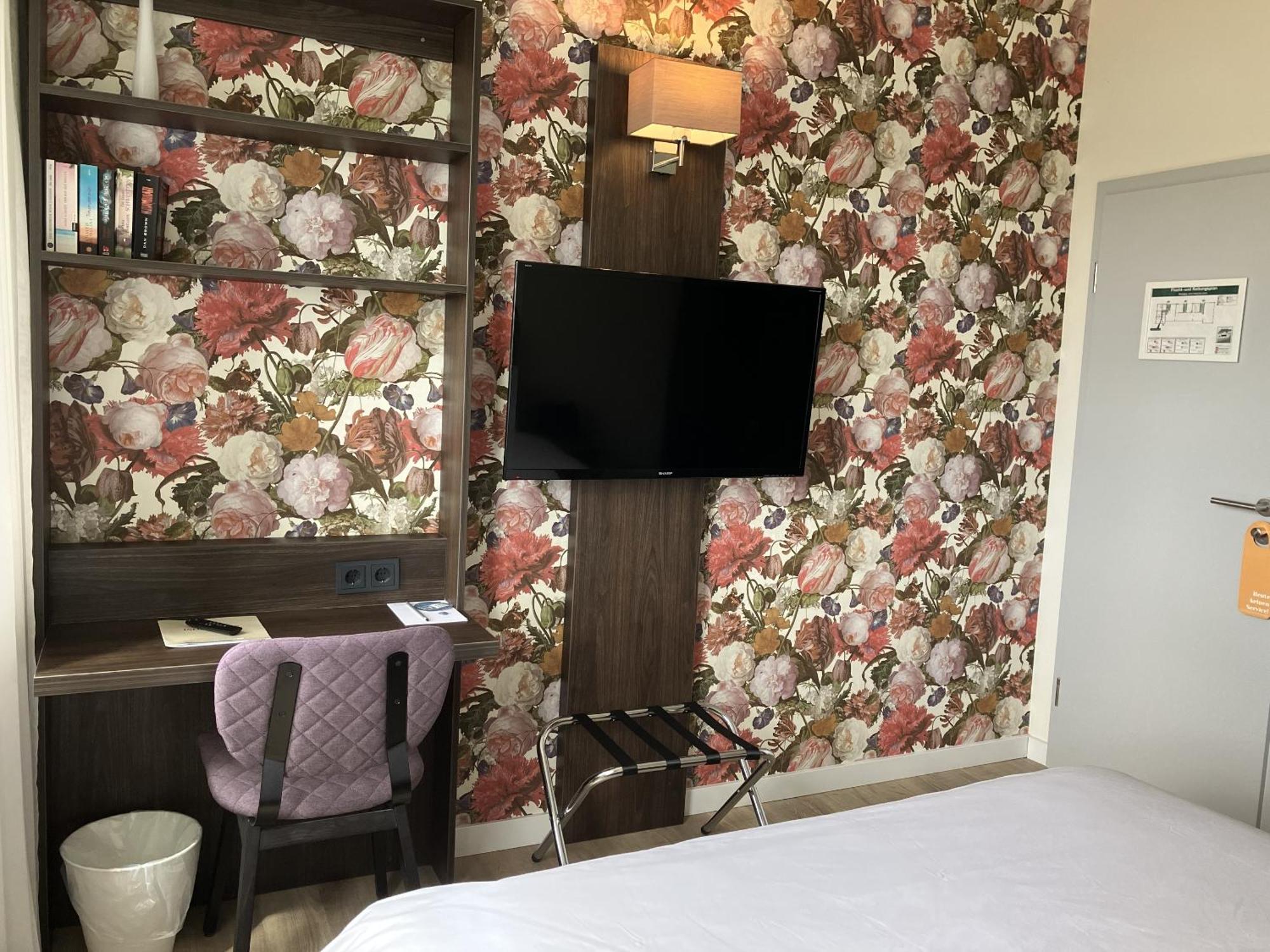 Hotel Fährhaus km734 Düsseldorf Zimmer foto